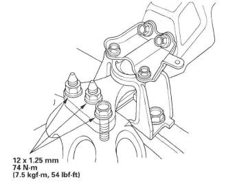 Honda CR-V. Cylinder Head