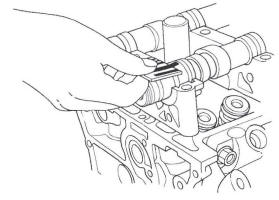 Honda CR-V. Cylinder Head