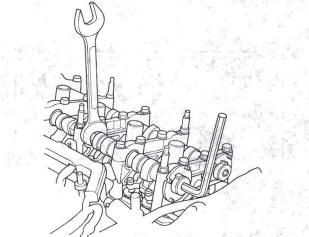 Honda CR-V. Cylinder Head