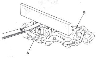 Honda CR-V. Engine Lubrication