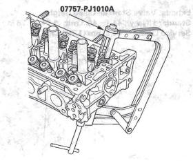 Honda CR-V. Cylinder Head